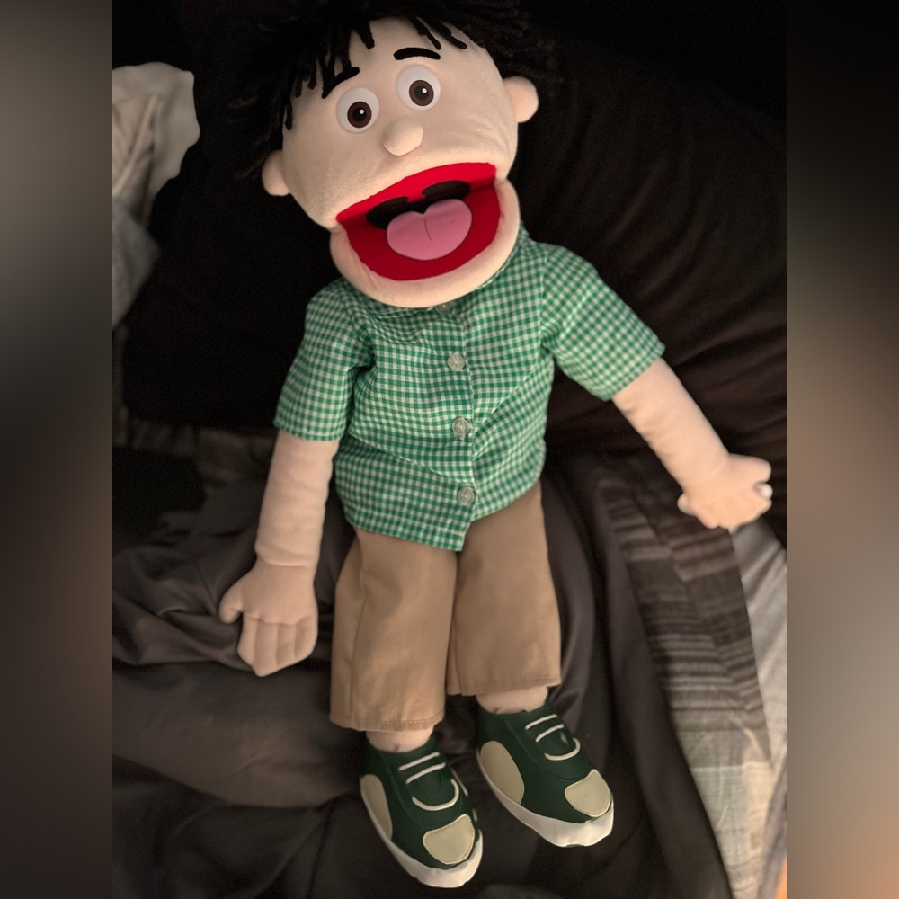 Silly puppets
 Brand new